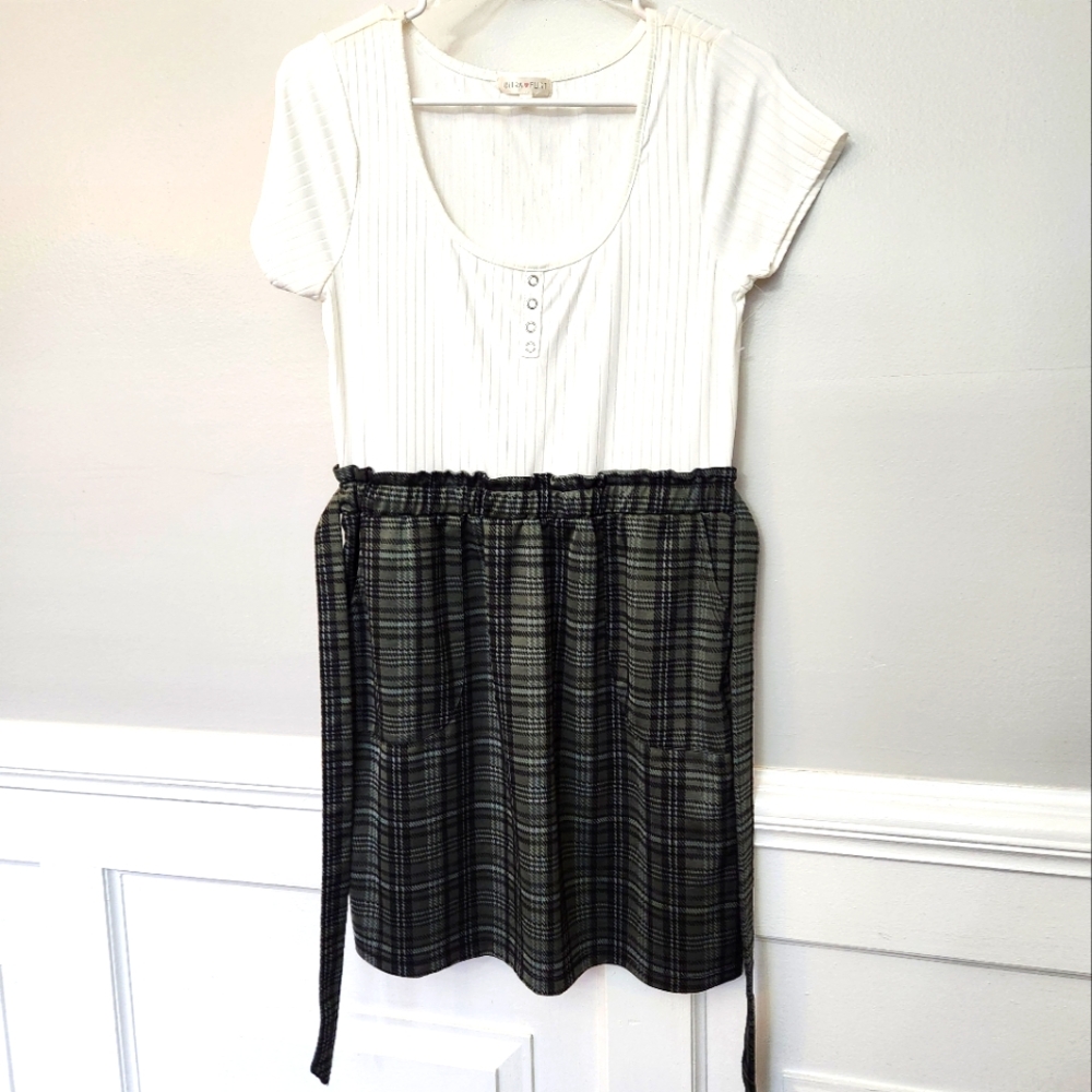 Plaid skirt dress WITH POCKETS by Ultra Flirt Girls L